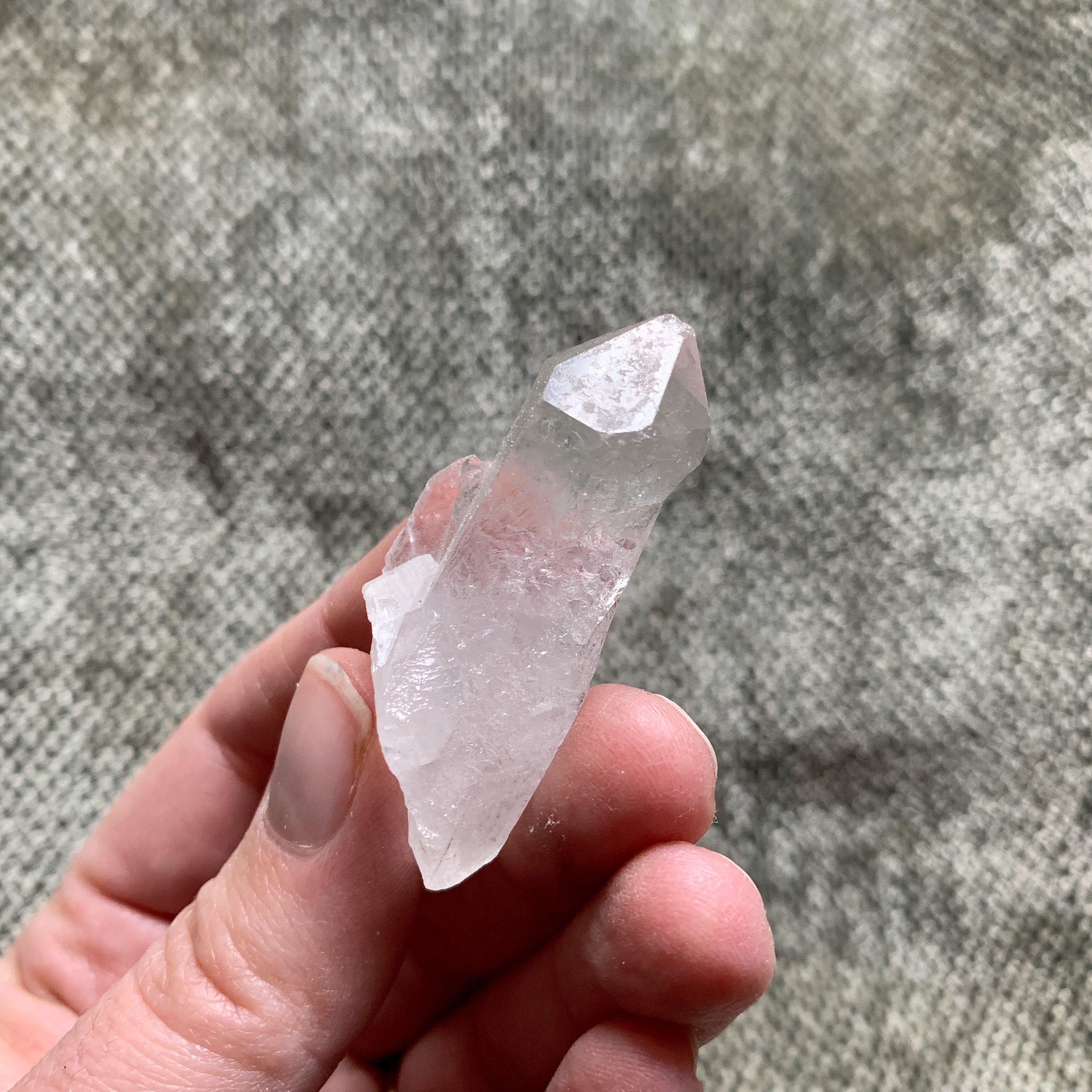 Quartz Mini Point - Sparkle Rock Pop